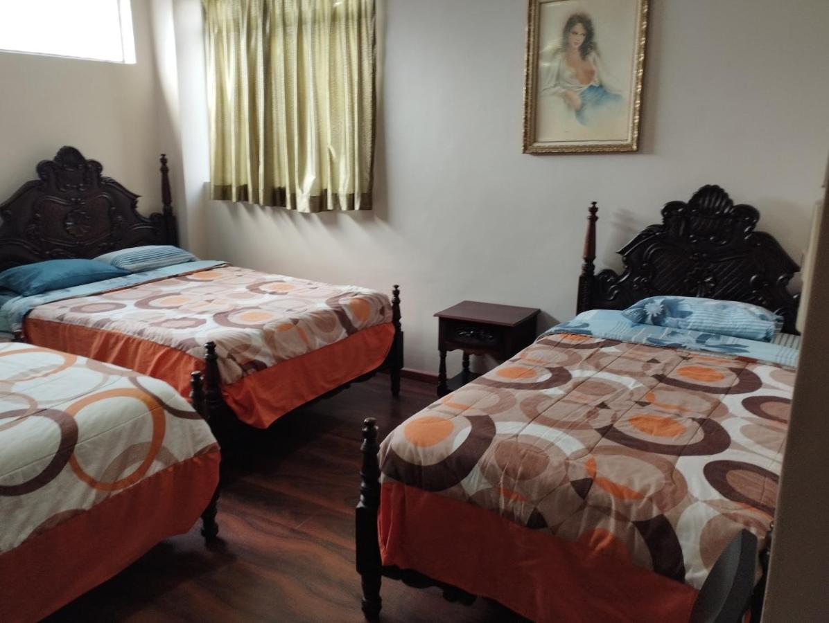 Hotel Saraguro โลจา ภายนอก รูปภาพ