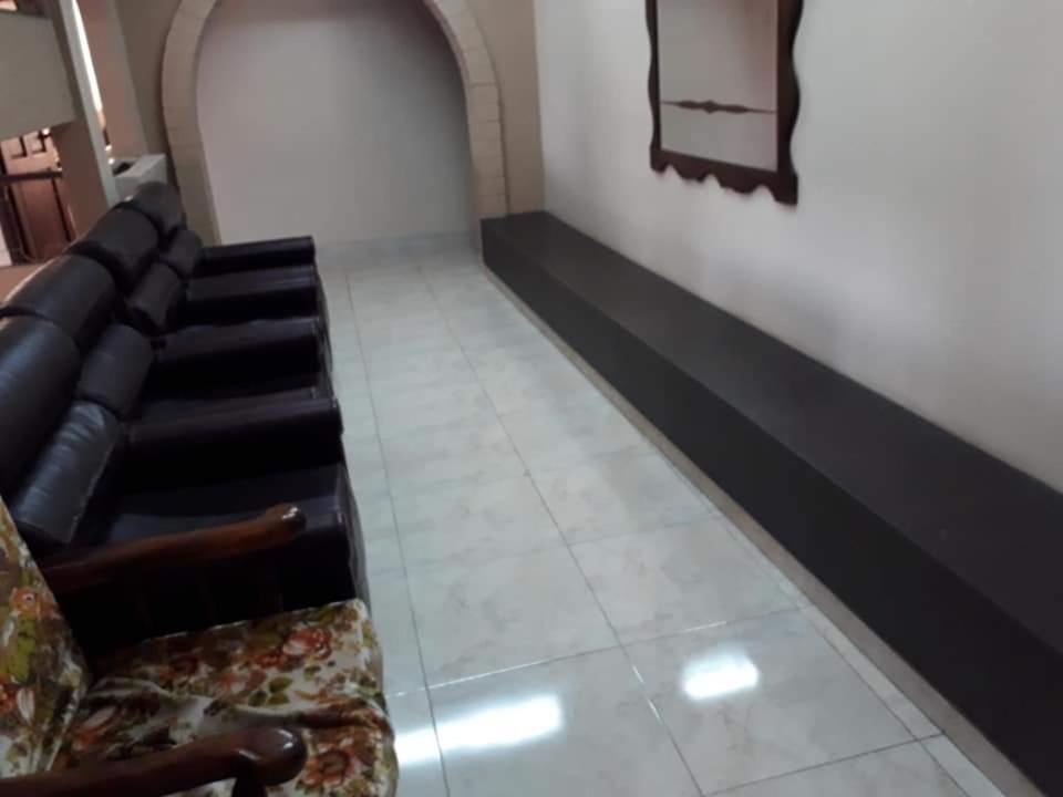 Hotel Saraguro โลจา ภายนอก รูปภาพ