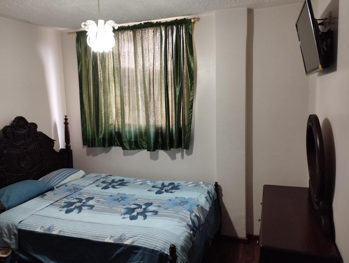 Hotel Saraguro โลจา ภายนอก รูปภาพ