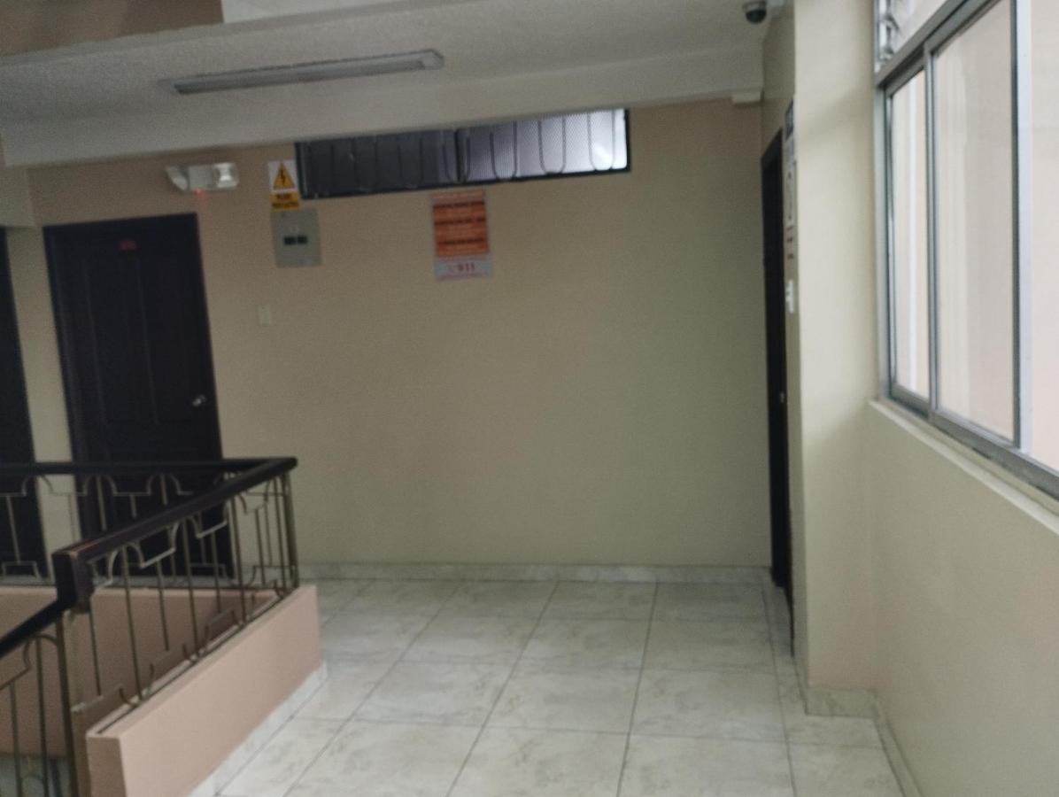 Hotel Saraguro โลจา ภายนอก รูปภาพ