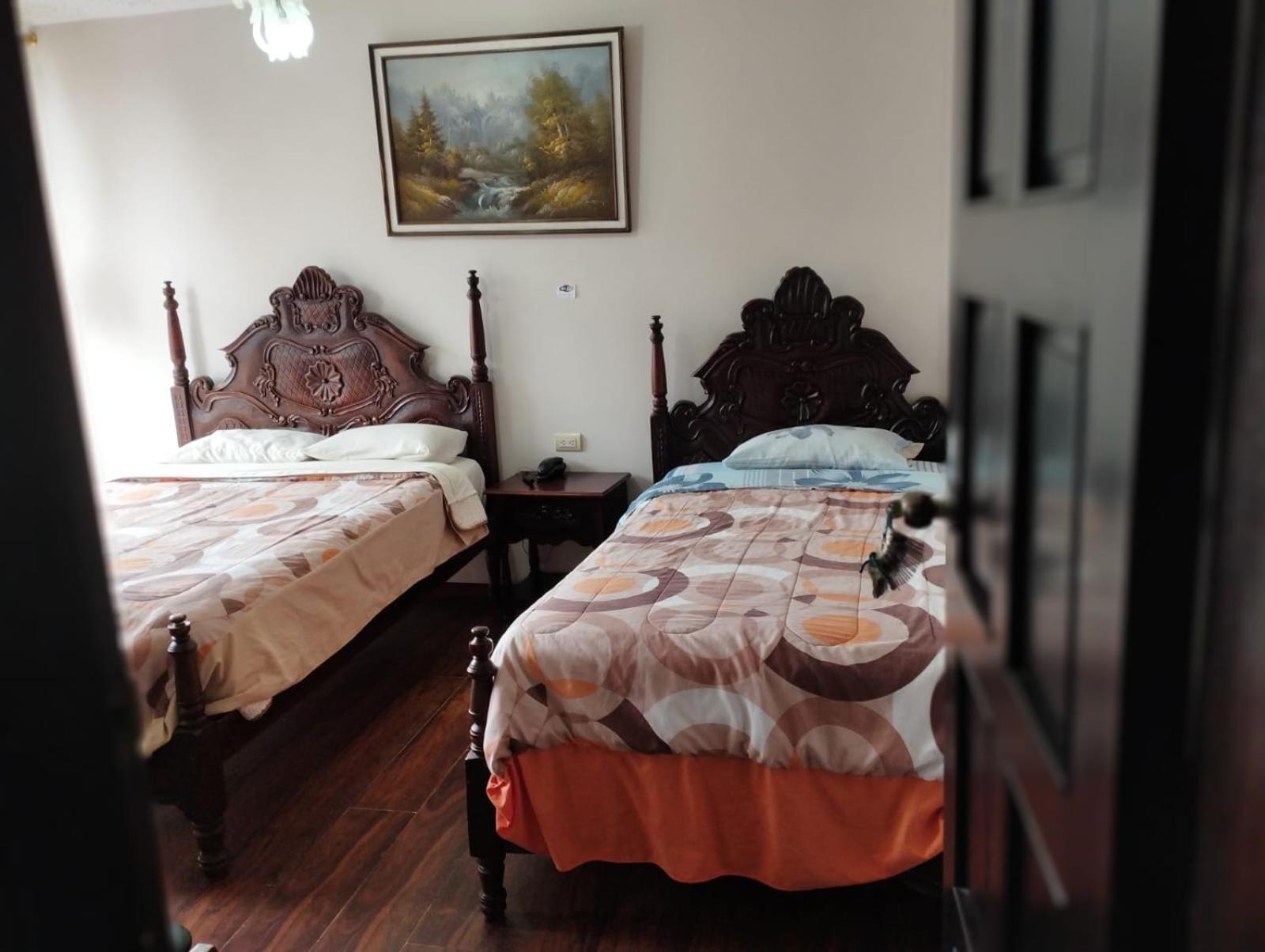 Hotel Saraguro โลจา ภายนอก รูปภาพ